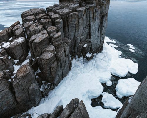 pexels-yaroslav-shuraev-6889107